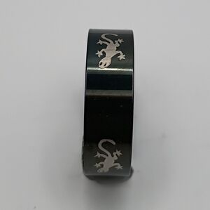Stainless Steel Black Ring with Silver Lizard Design U.S Size 11.5
